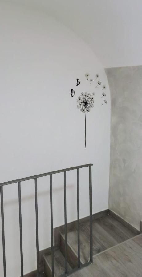 Napoli Pop Chiaia Apartment Exterior foto